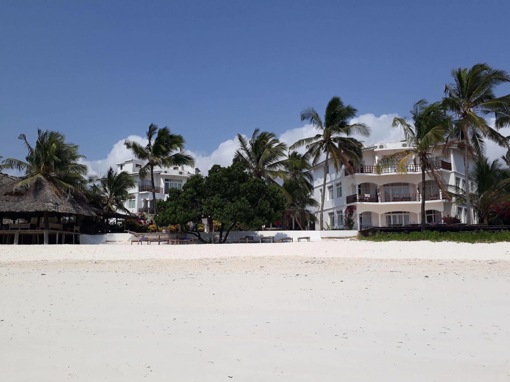 Albatross Ocean View Hotel Dongwe Exterior photo